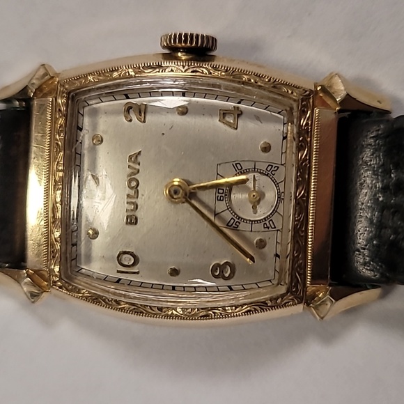 VINTAGE BULOVA CALIBER 10BT MENS MANUAL WIND WRIST WATCH RUNS GOOD 1952 - Picture 2 of 6